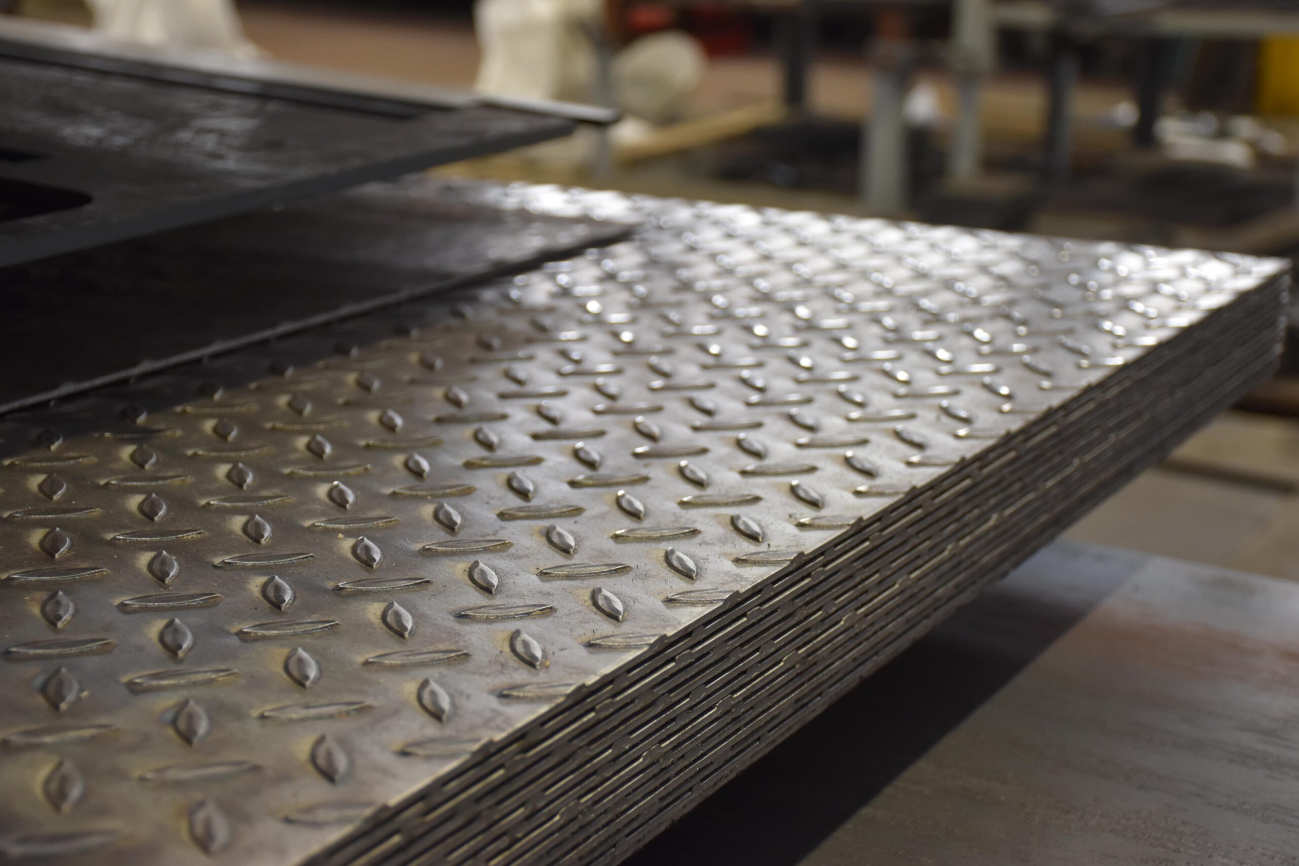 Metal sheets Vacuum lifters with pads for irregular, textured, streaked or checkered surface